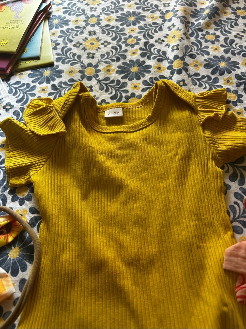 Short Sleeve Ribbed Romper Ruffle Layered Bloomers Shorts Headbands-Size 9-12 mo